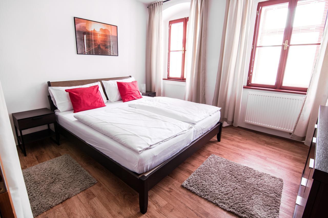 Tylova Apartments Kutná Hora Zewnętrze zdjęcie